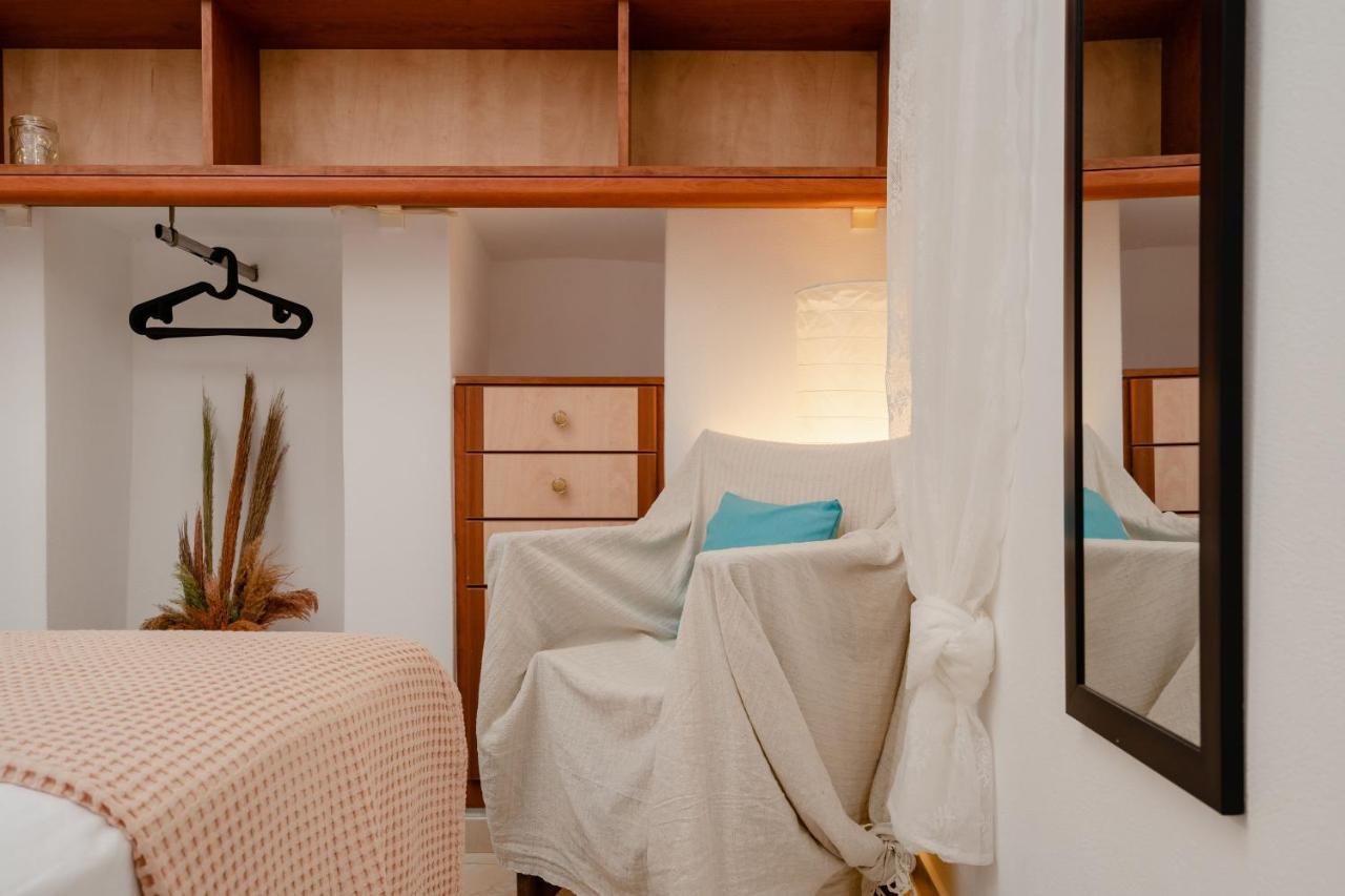 Small Apartment In Grotta Naxos Naxos City Bagian luar foto